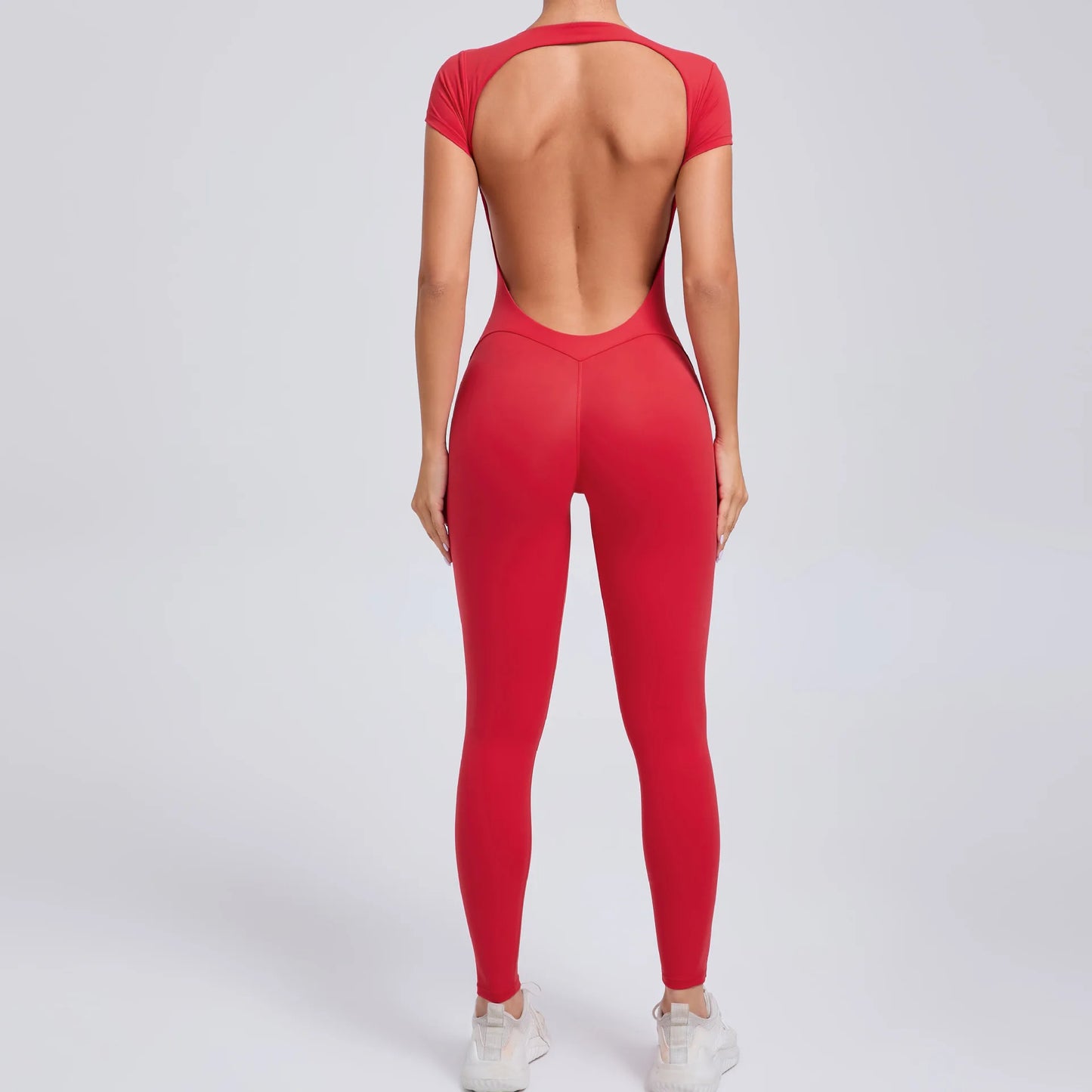 Jumpsuits med öppen rygg och korta ärmar